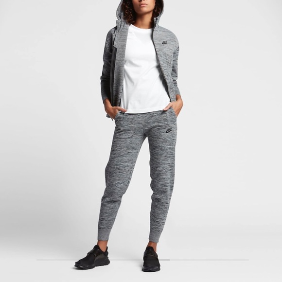 Nike half sleeve bonded workout top - Picture 4 of 4